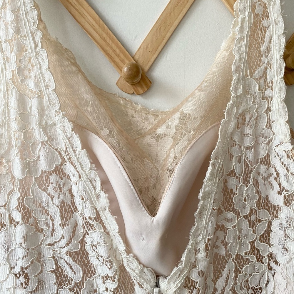 Mikaella Elegant Lace Wedding Dress with Train - Picture 7 of 10